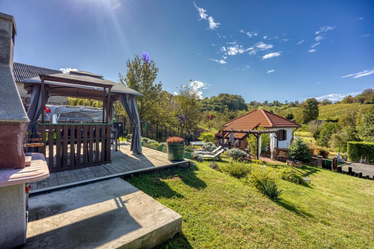 Romantic Haven With Hot Tub - Happy Rentals Beretinec Exterior foto