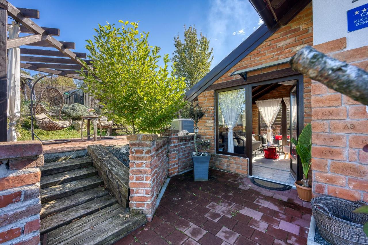 Romantic Haven With Hot Tub - Happy Rentals Beretinec Exterior foto