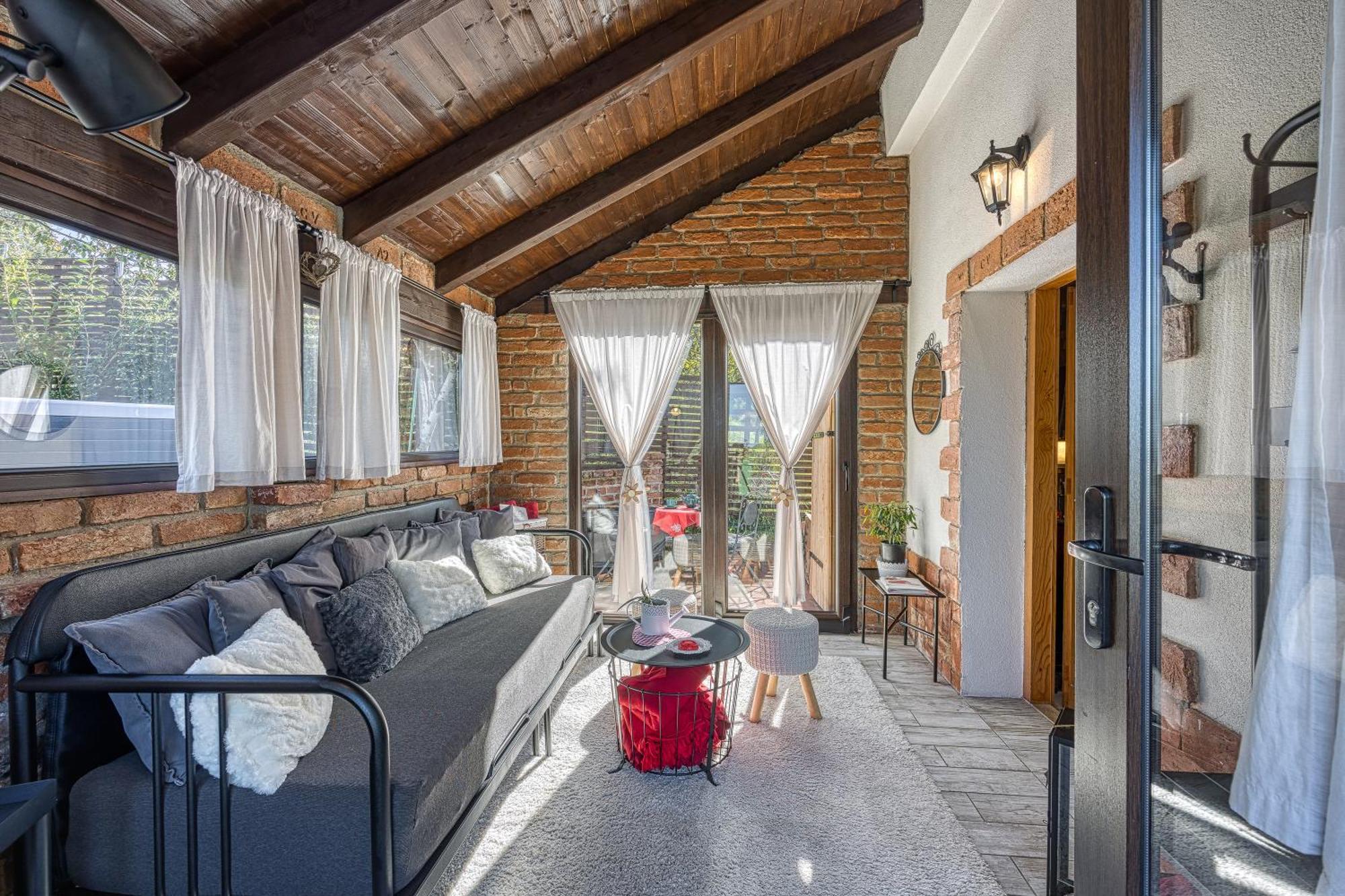 Romantic Haven With Hot Tub - Happy Rentals Beretinec Exterior foto